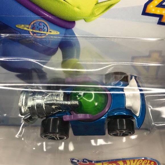Mattel Hot Wheels Toy Story 4 Alien Character Car New - Picture 3 of 9
